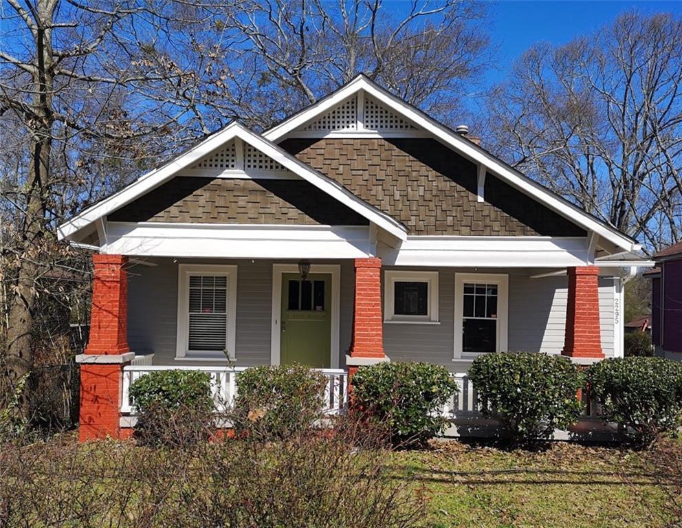 2295 Newnan St., East Point, GA 30344