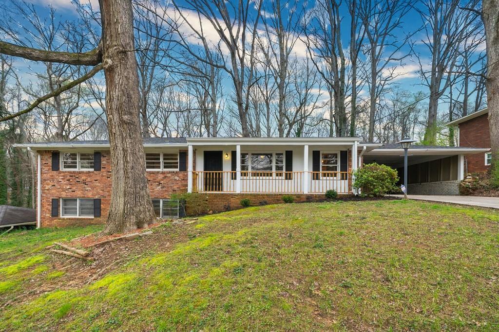 2838 Black Forest Tr., Atlanta, GA 30331