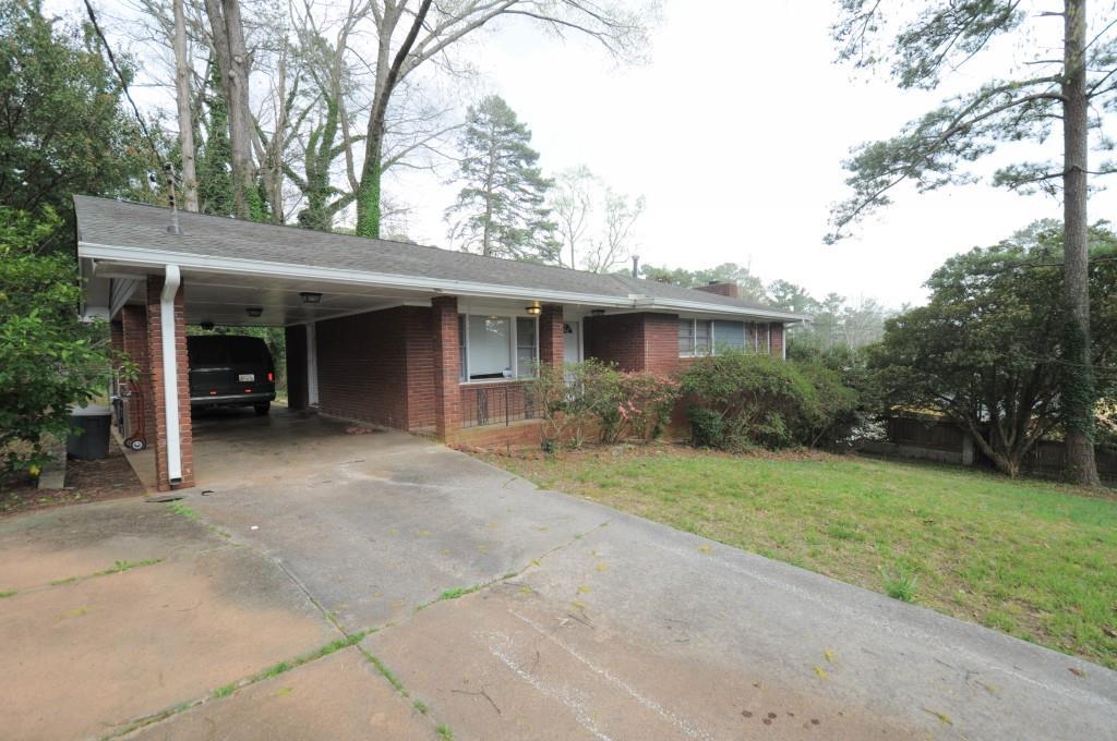 2994 Rollingwood Ln., Atlanta, GA 30316
