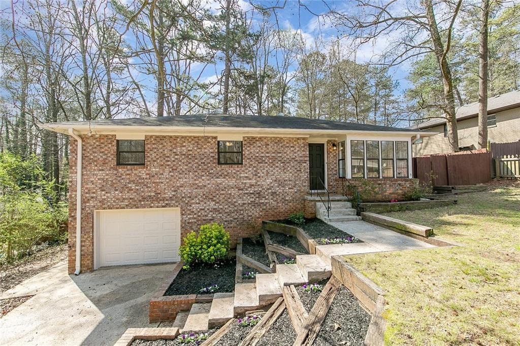 3180 Woods Ln., Marietta, GA 30060