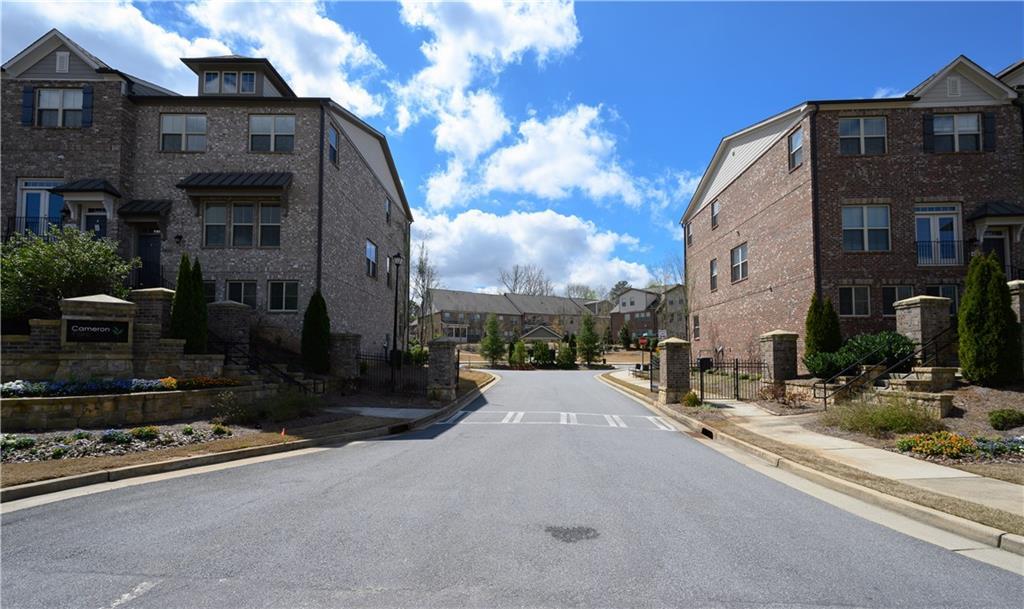 5532 Cameron Parc Dr., Johns Creek, GA 30022