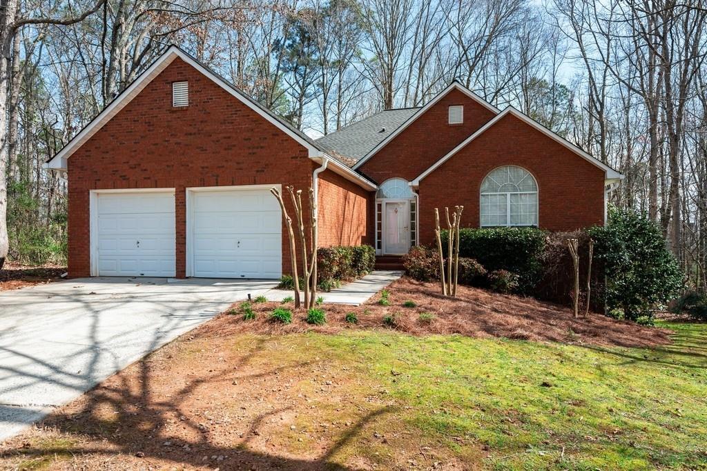6340 Glen Brooke Dr., Cumming, GA 30028