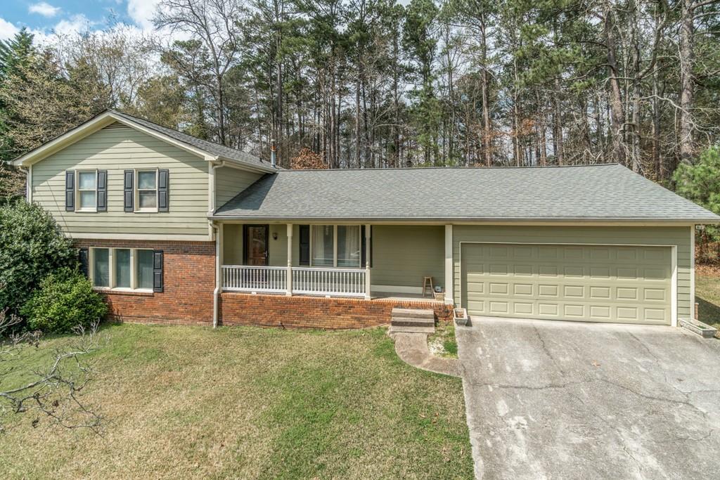 403 Spring Ridge Dr., Lawrenceville, GA 30046