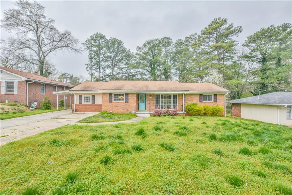 2416 Shamrock Dr., Decatur, GA 30032