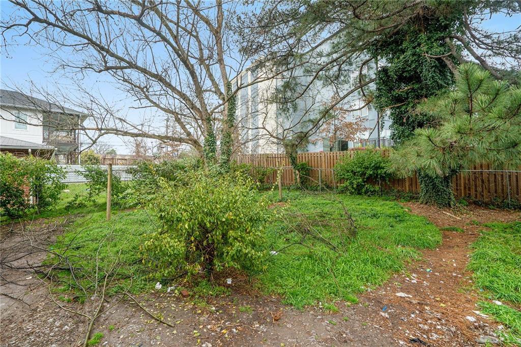 145 Holiday Ave., Atlanta, GA 30307