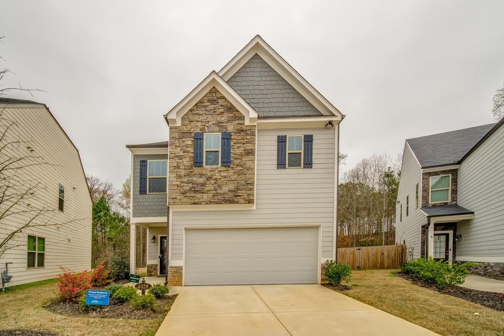 4028 Lake Manor Way, Atlanta, GA 30349