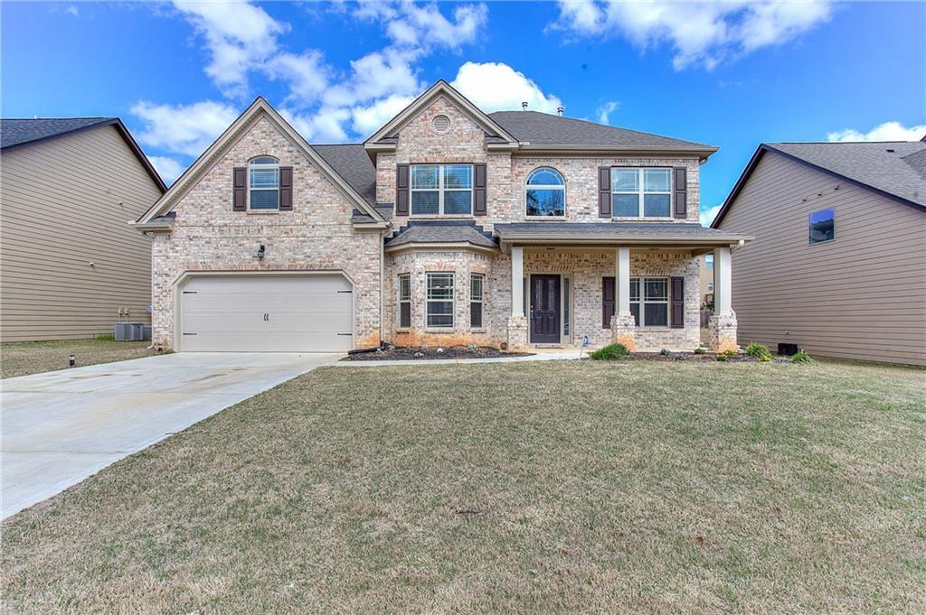 711 Lilac Mist Dr., Loganville, GA 30052