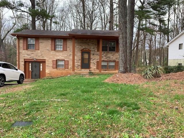 6878 Knollwood Dr., Morrow, GA 30260