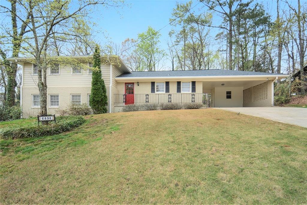 6896 Lockridge Dr., Atlanta, GA 30360