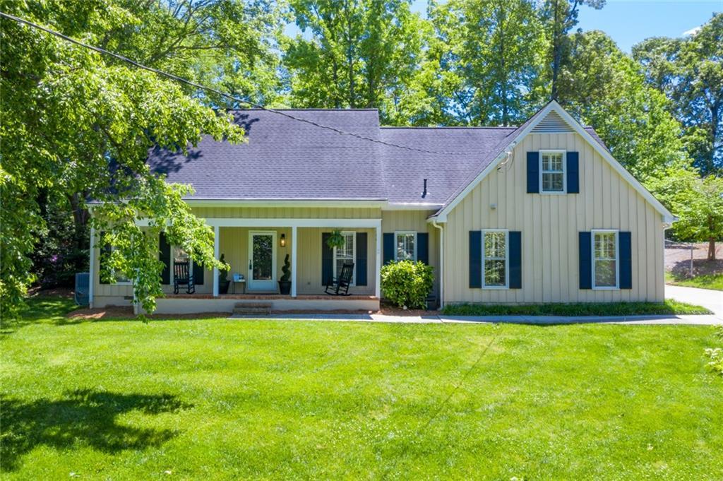 5539 Woodsong Tr., Dunwoody, GA 30338