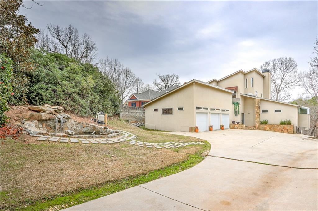 6212 Costa Lake Point, Flowery Branch, GA 30542