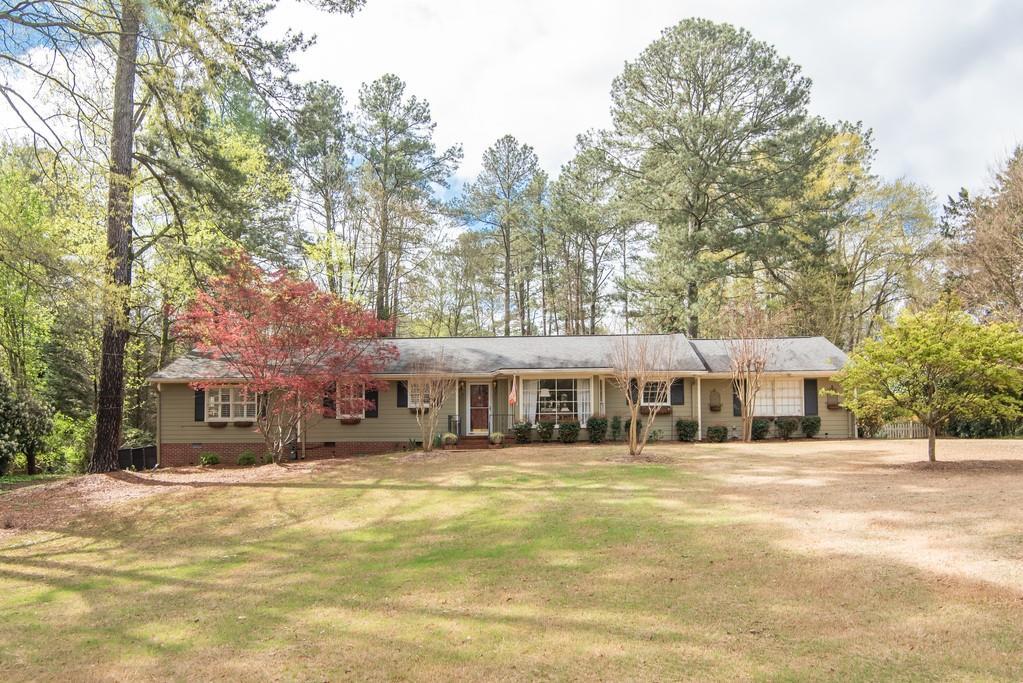 107 Green View Rd., Rome, GA 30165