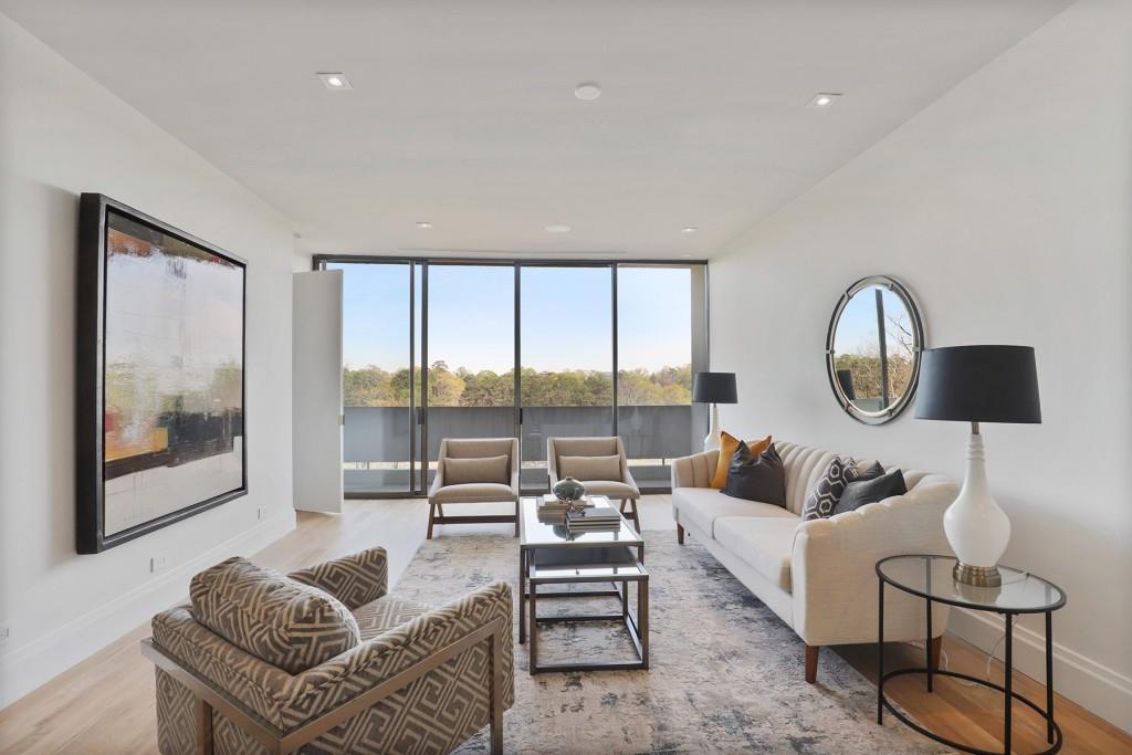 2575 Peachtree Rd. #9H, Atlanta, GA 30305