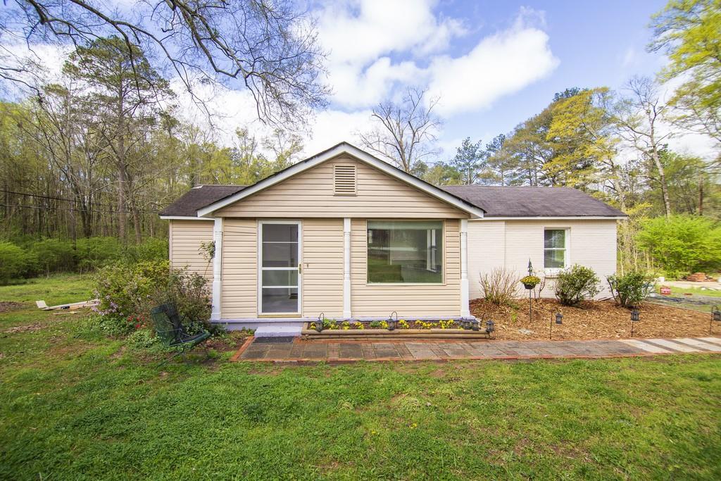 5586 Owens Dr., Austell, GA 30106