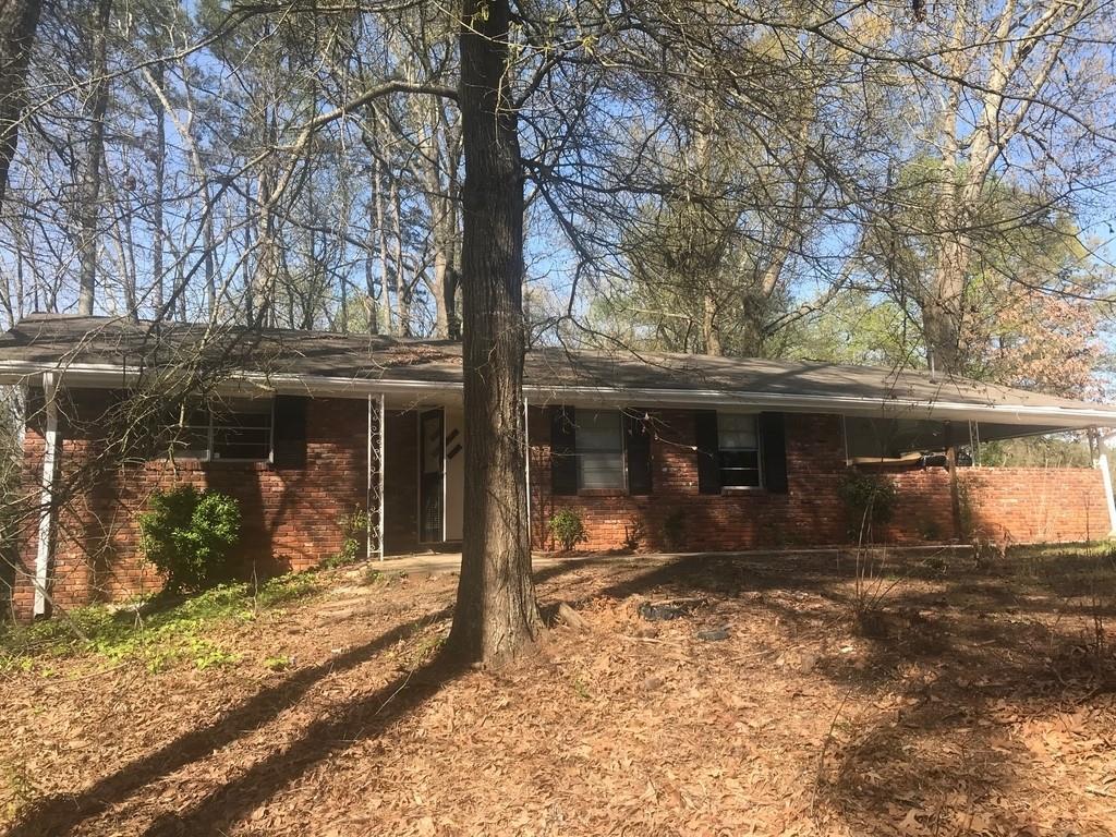 1586 Millford Church Rd., Marietta, GA 30008
