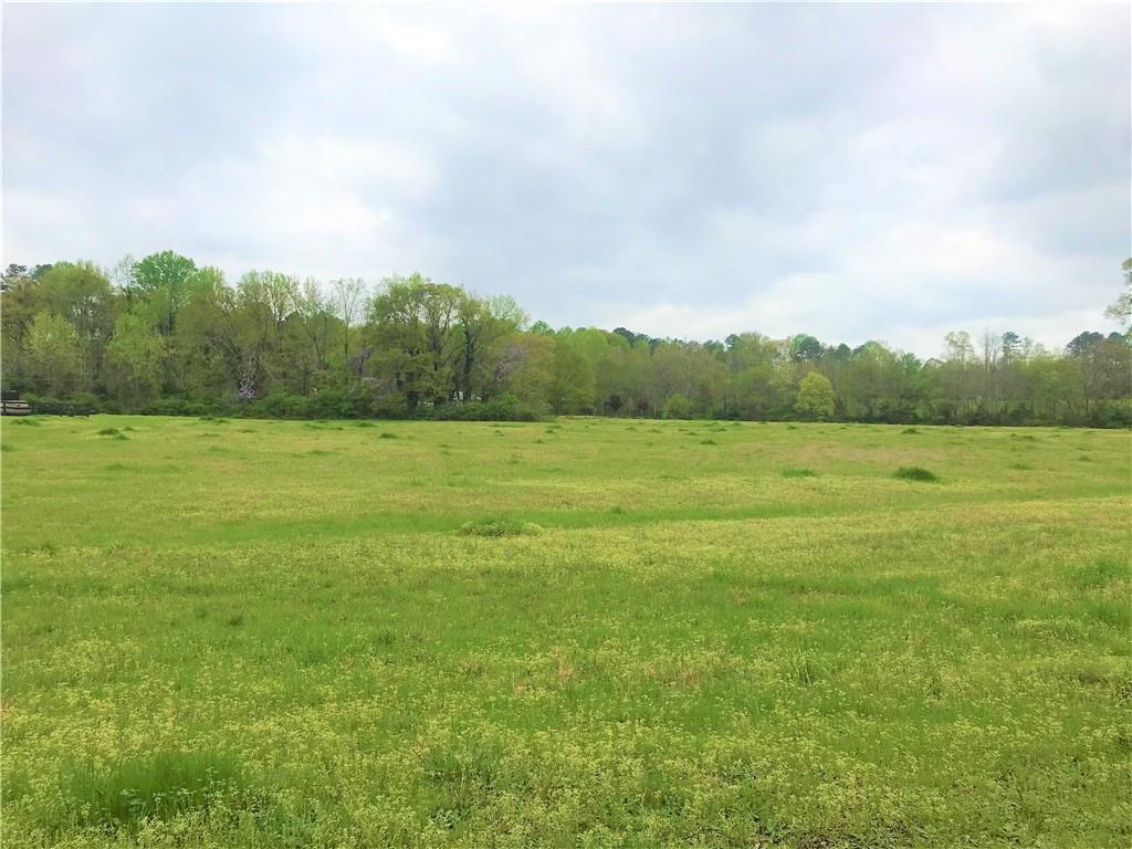 5331 Pine Valley Rd., Powder Springs, GA 30127