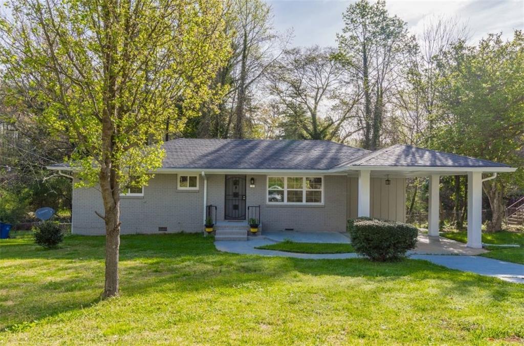 2584 Lancaster Dr., East Point, GA 30344