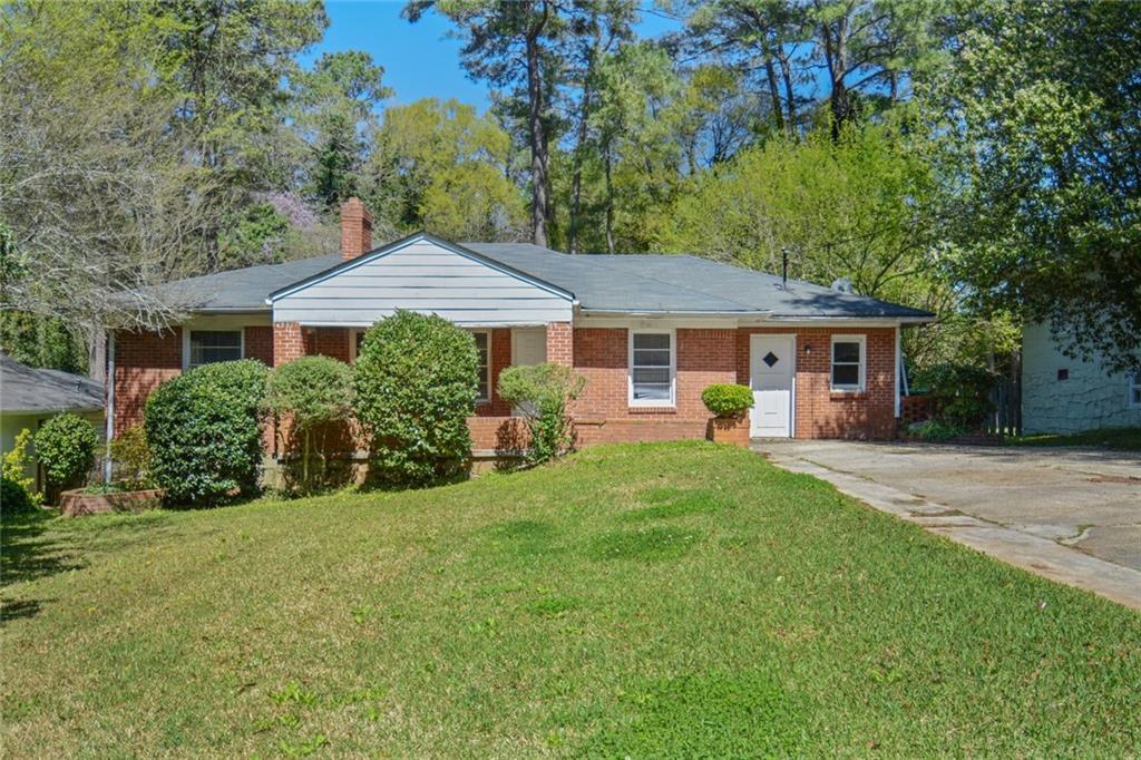1860 Camellia Dr., Decatur, GA 30032