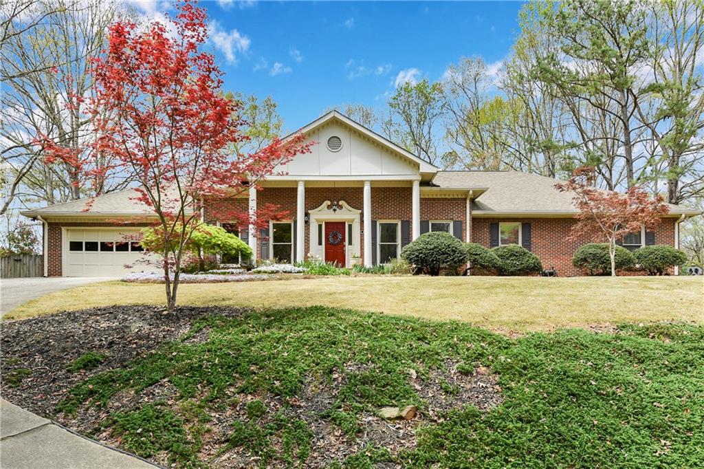 11675 Mountain Laurel Dr., Roswell, GA 30075