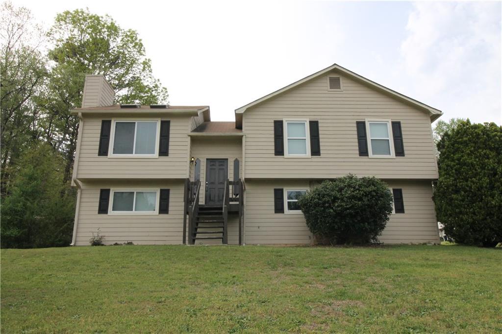 1705 Liberty Tr., Lithia Springs, GA 30122