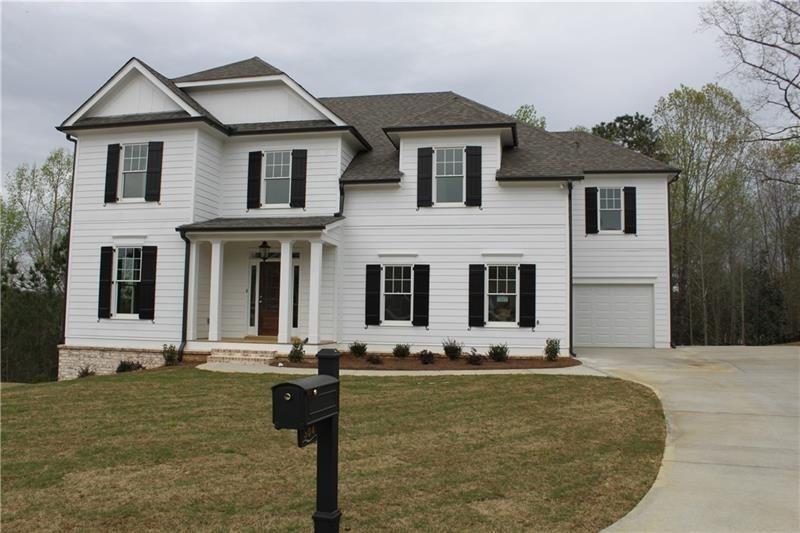 304 Clubhouse Ct., Canton, GA 30114