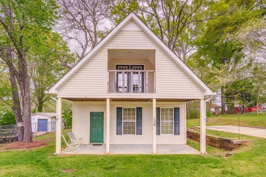 134 Oak St., Commerce, GA 30529