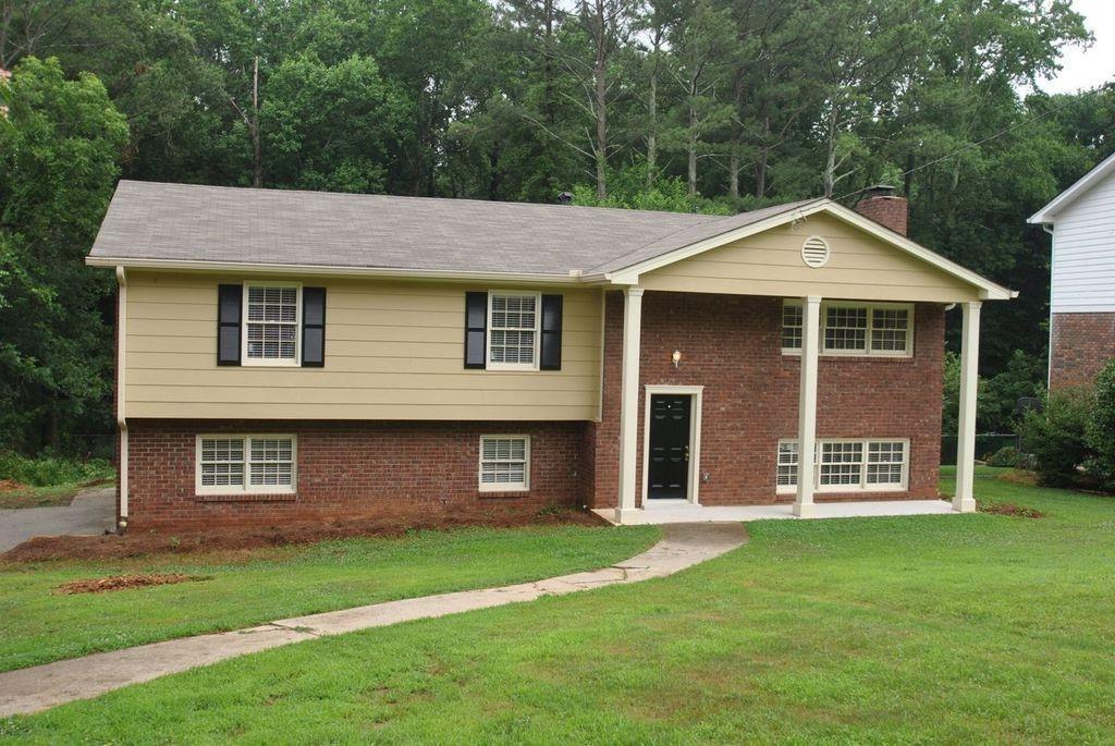 245 Alpine Dr., Roswell, GA 30075