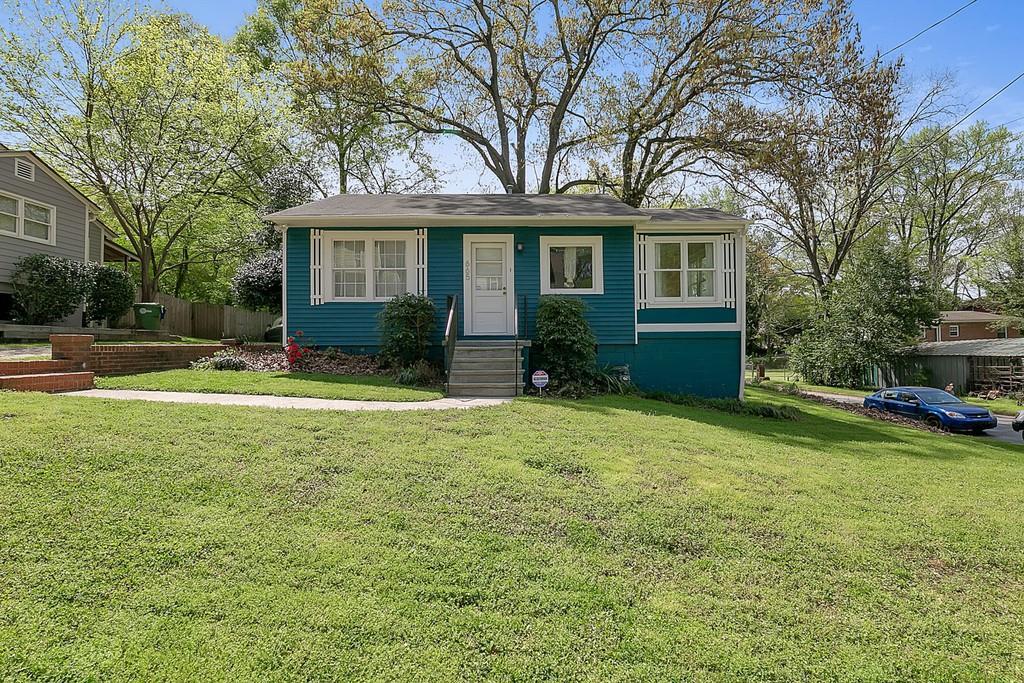 665 Hobart Ave., Atlanta, GA 30312