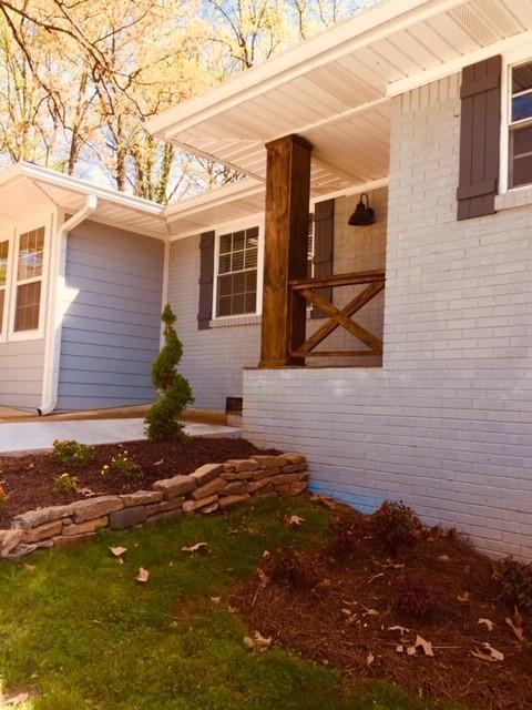 448 Grady Pl., Hapeville, GA 30354