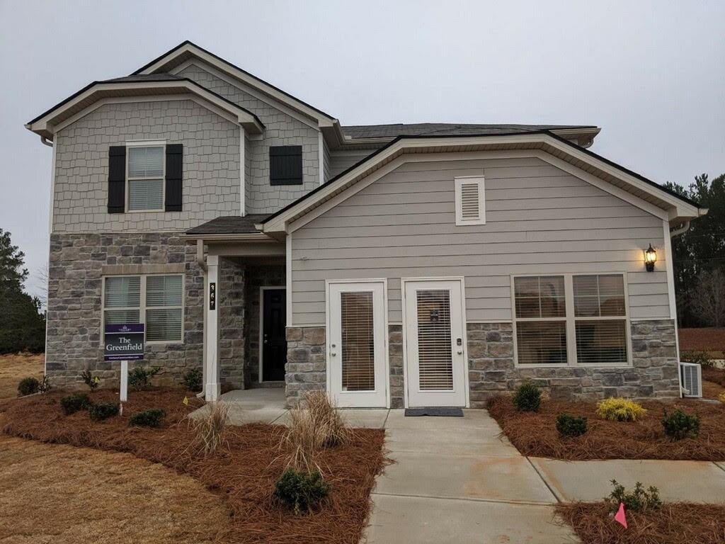 413 Kempton Ct., Locust Grove, GA 30248