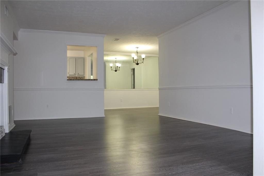 1602 Vicksburg Pl., Atlanta, GA 30350
