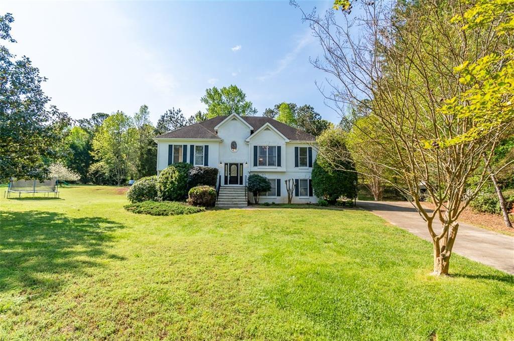 39 Quail Run, Hoschton, GA 30548