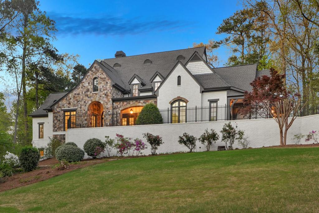 4535 Mount Paran Pkwy., Atlanta, GA 30327