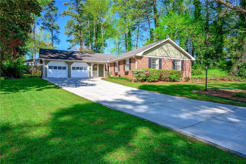 586 Maribee Dr., Tucker, GA 30084