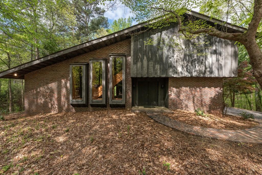 5190 Antelope Ln., Stone Mountain, GA 30087