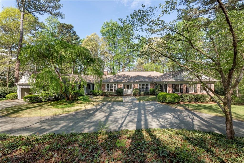 3856 Randall Ridge Rd., Atlanta, GA 30327