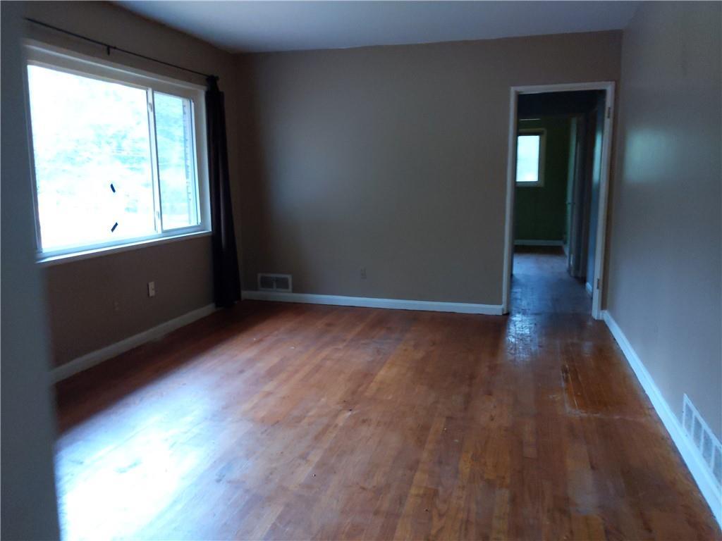 2700 Connally Dr., East Point, GA 30344