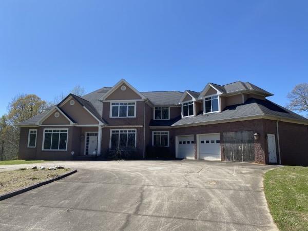 555 Robinson Rd., Dahlonega, GA 30533