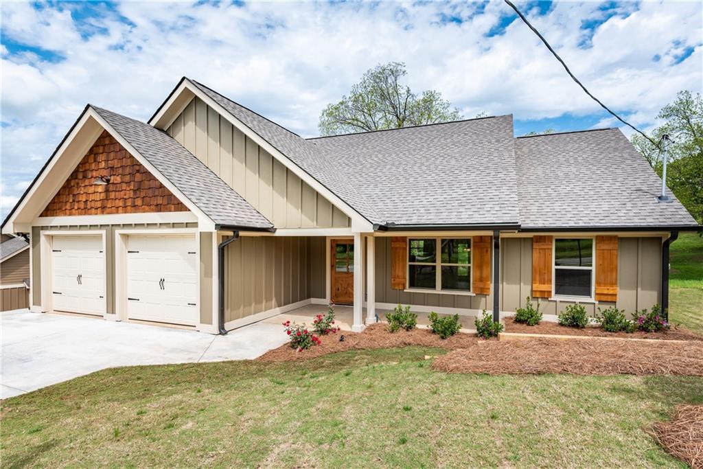 479 Blue Ridge Ave., Ball Ground, GA 30107
