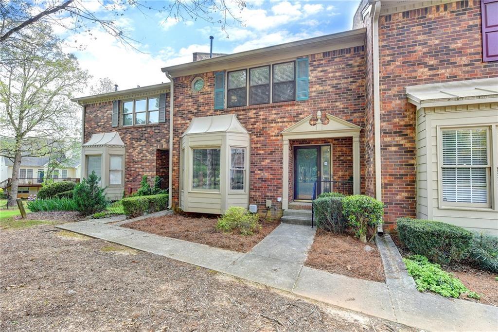 6200 Windsor Trace Dr., Peachtree Corners, GA 30092