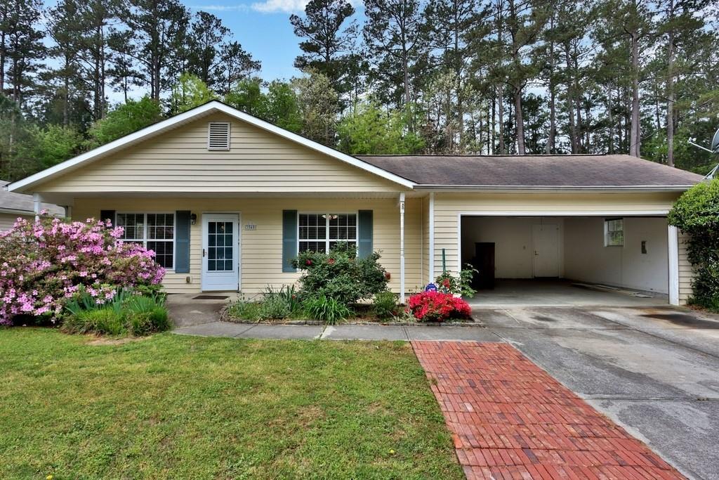 3940 Carlton Cove Ct., Loganville, GA 30052