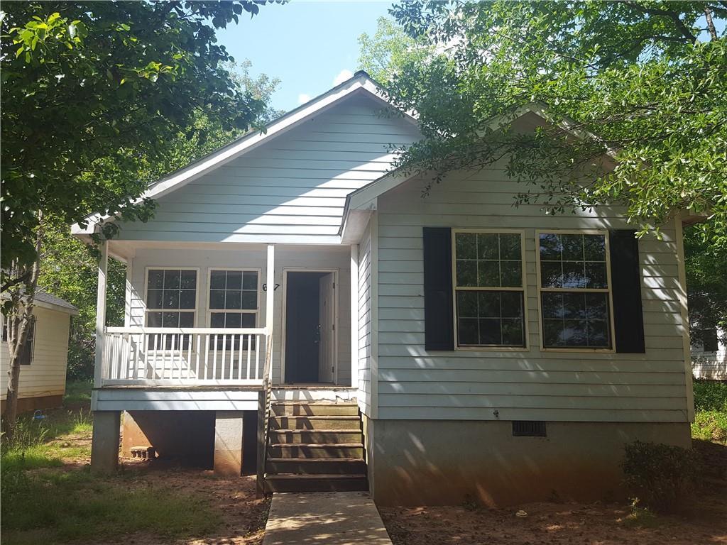 647 Langston Dr., Atlanta, GA 30315