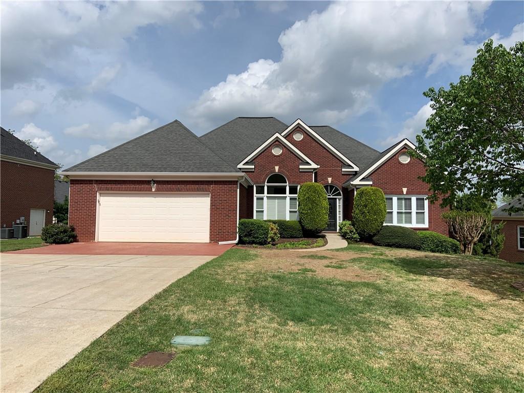 950 Lewis Ridge Cir., Lawrenceville, GA 30045