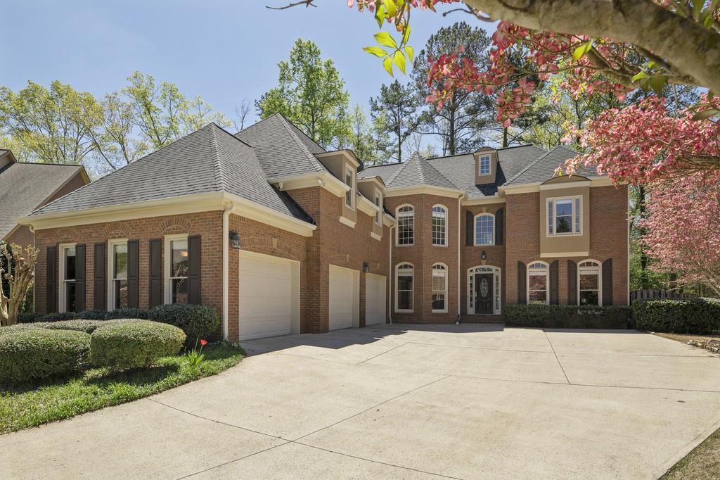 3870 Fort Tr., Roswell, GA 30075
