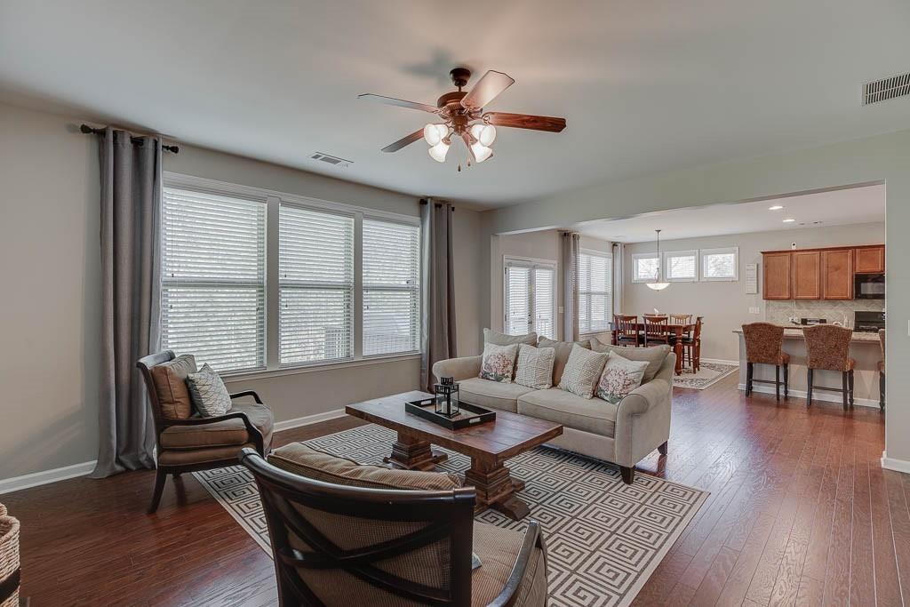 10 Belmore Manor Dr., Suwanee, GA 30024