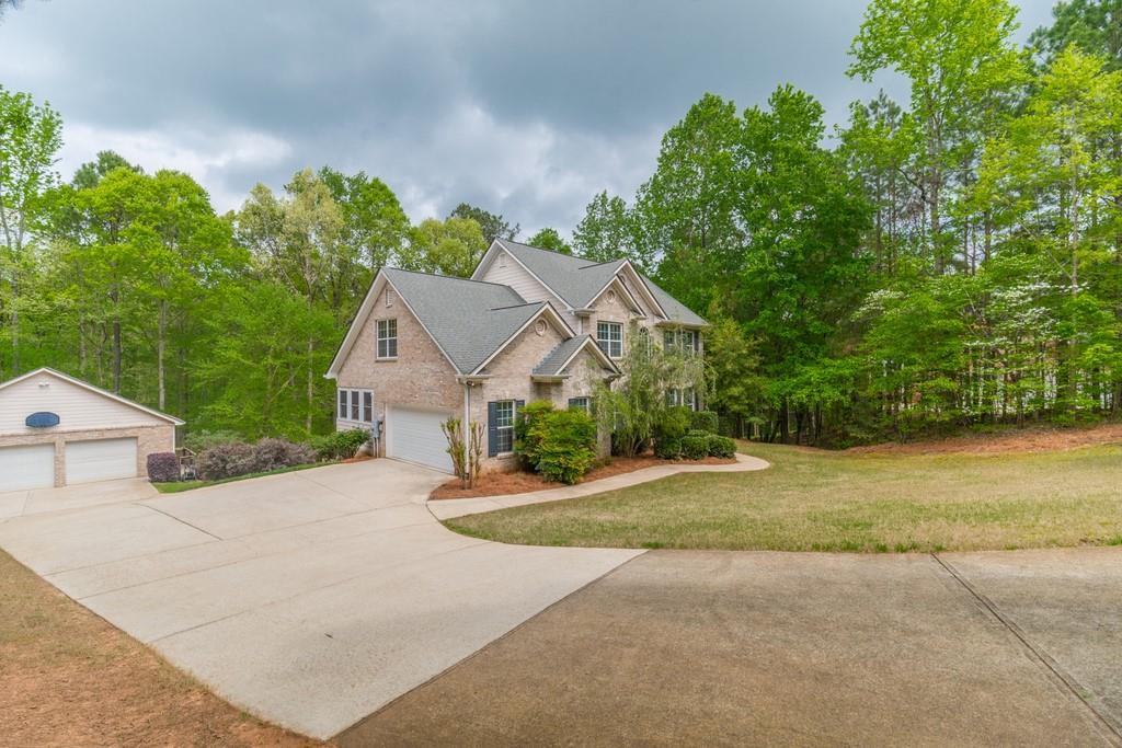 4813 Rabun Dr., Douglasville, GA 30135