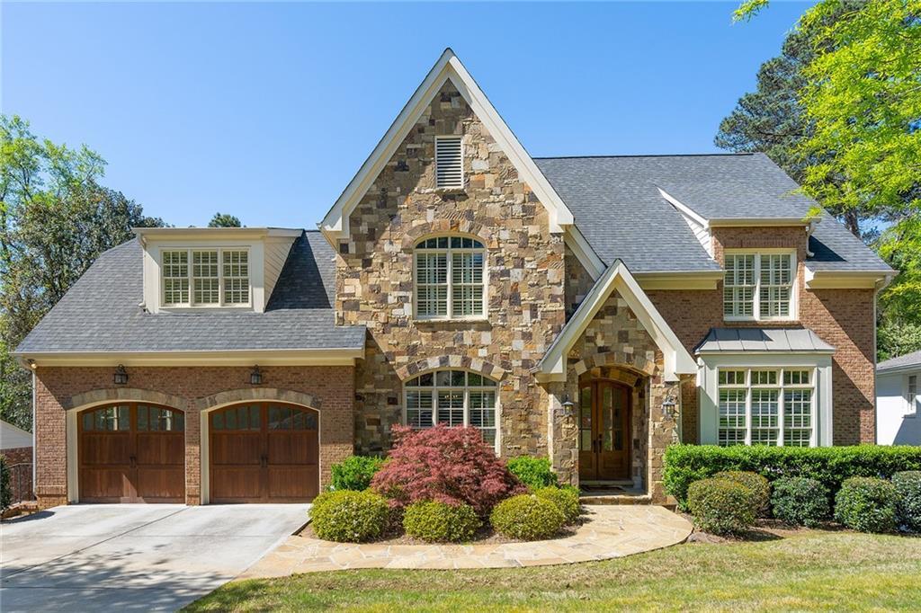 2546 Birchwood Dr., Atlanta, GA 30305