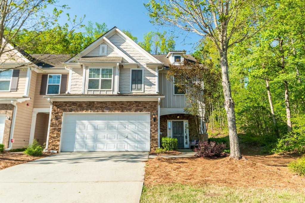 500 Hillside Tr., Woodstock, GA 30188