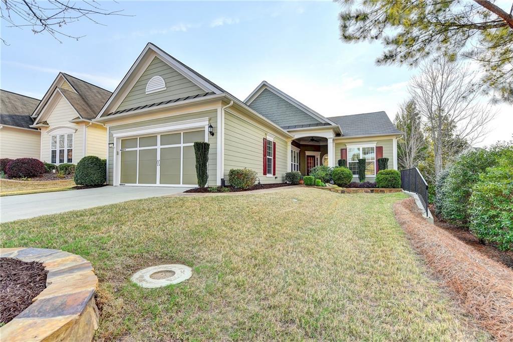 6708 Black Fox Dr., Hoschton, GA 30548