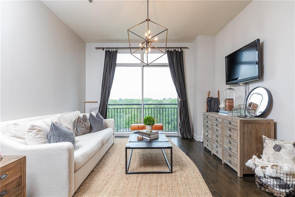 2626 Peachtree Rd. #1408, Atlanta, GA 30305